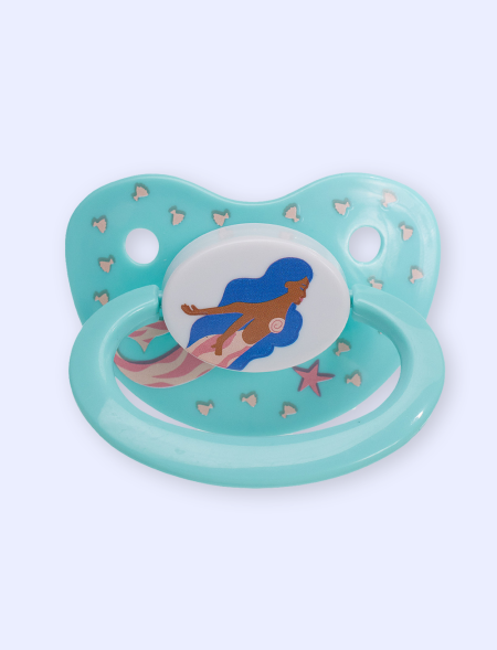 box of 2 pacifiers Rearz...